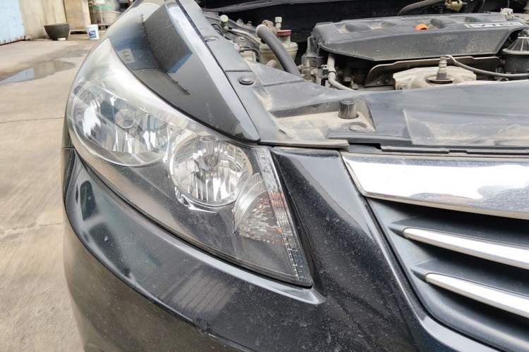 Used Honda Accord 2012 2.0L MT Right Front Headlight