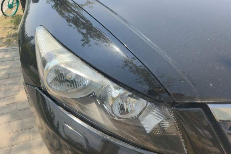 Used Honda Accord 2012 2.0L SE Right Front Headlight