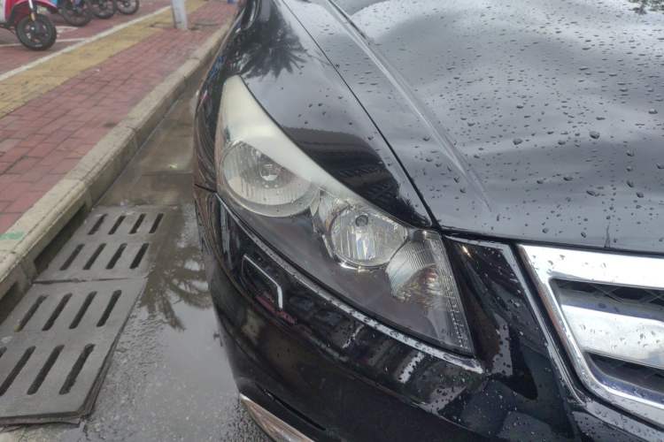 Used Honda Accord 2012 2.4L SE Right Front Headlight