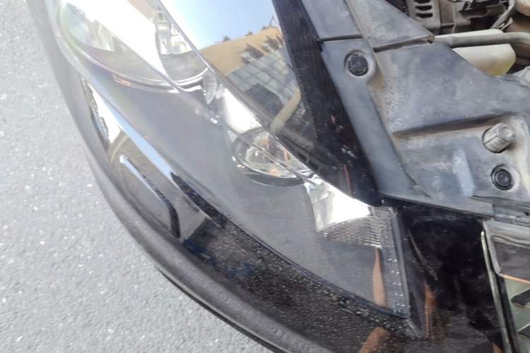 Used Honda Accord 2012 2.0L SE Right Front Headlight