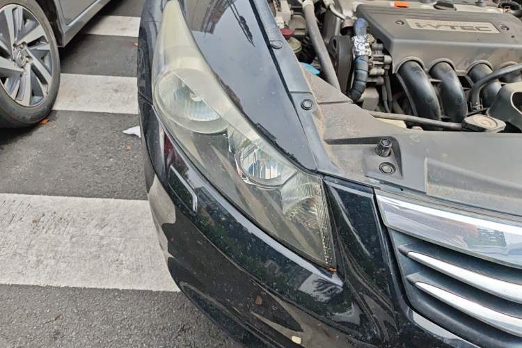 Used Honda Accord 2012 2.4L SE Right Front Headlight