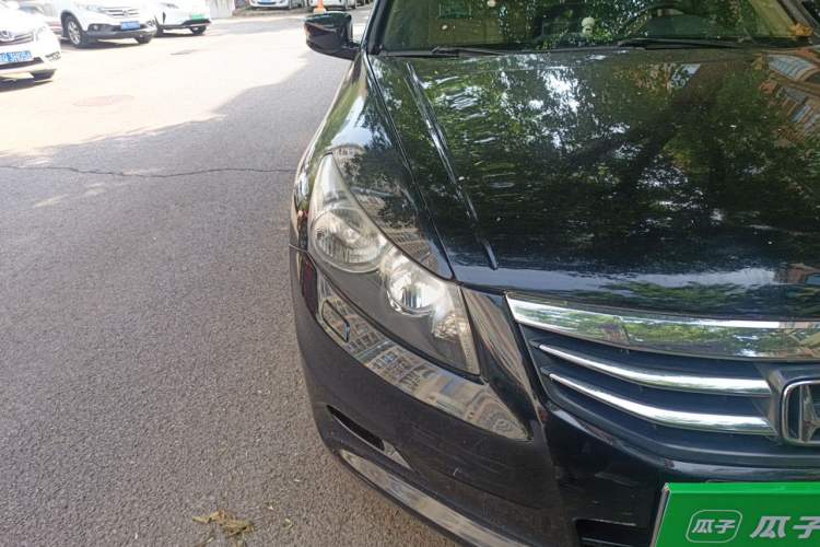 Used Honda Accord 2012 2.0L SE Right Front Headlight