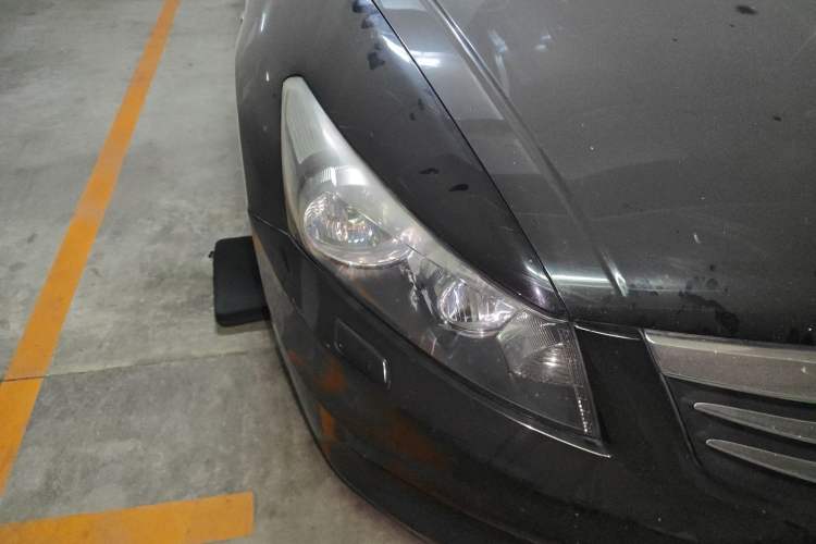 Used Honda Accord 2012 2.0L SE Right Front Headlight