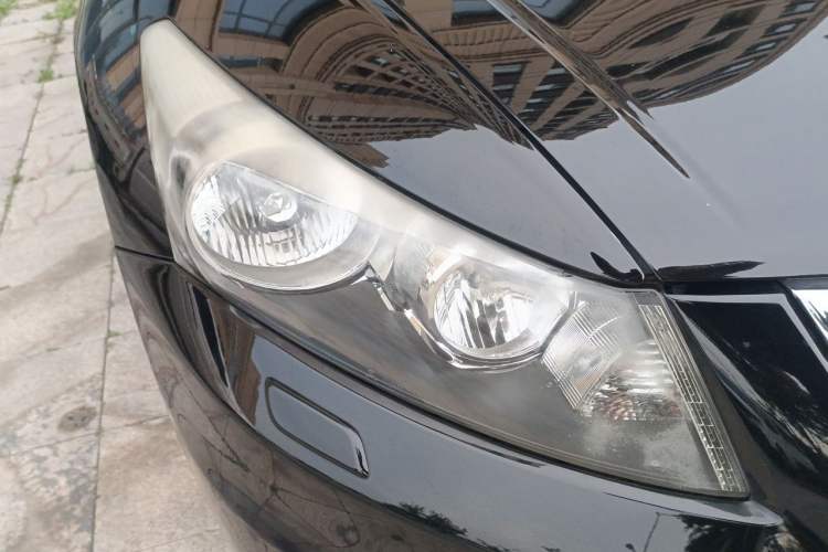 Used Honda Accord 2012 2.0L SE Right Front Headlight