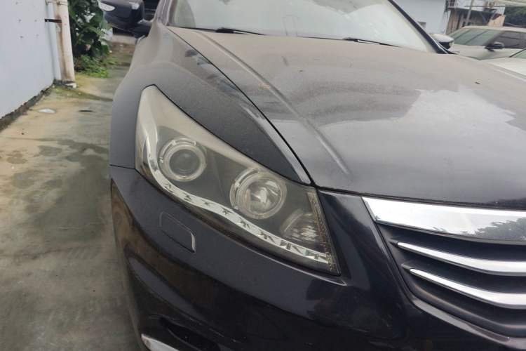 Used Honda Accord 2012 2.0L SE Right Front Headlight