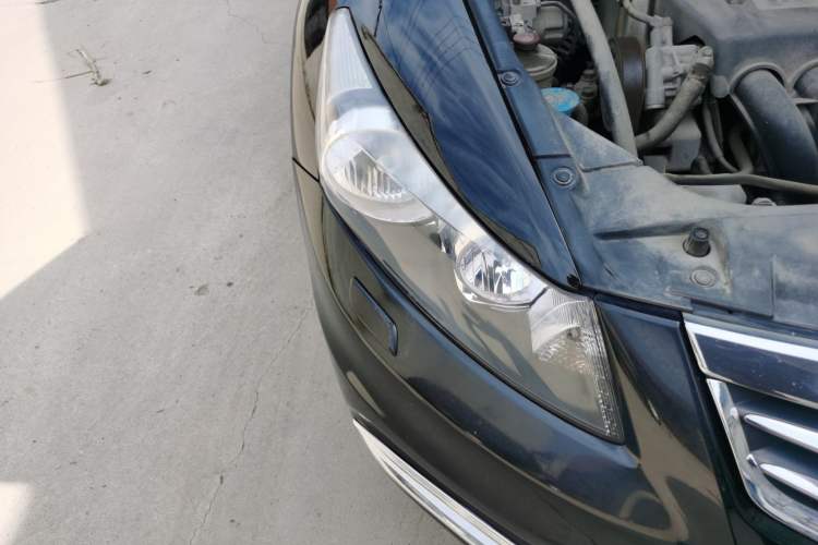 Used Honda Accord 2012 2.4L SE Right Front Headlight
