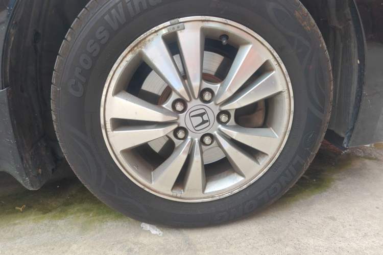 Used Honda Accord 2012 2.0L SE Right Front Wheel Hub