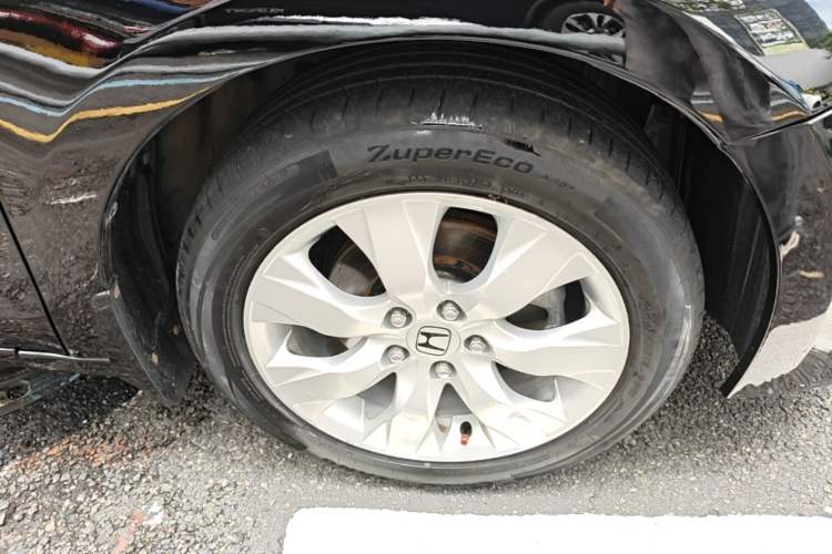 Used Honda Accord 2012 2.4L SE Right Front Wheel Hub