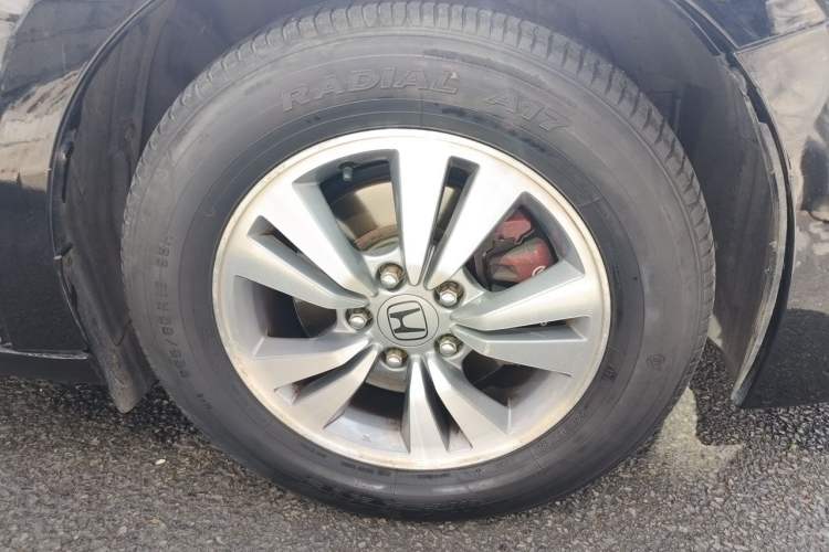 Used Honda Accord 2012 2.0L SE Right Front Wheel Hub