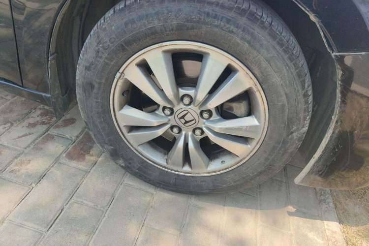 Used Honda Accord 2012 2.0L SE Right Front Wheel Hub