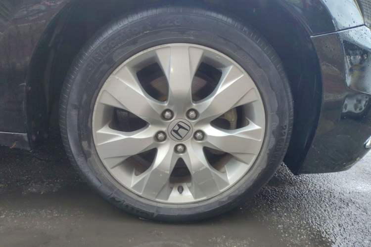 Used Honda Accord 2012 2.4L SE Right Front Wheel Hub