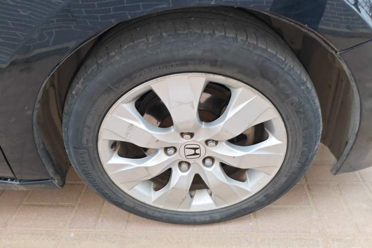 Used Honda Accord 2012 2.4L EX Navi Right Front Wheel Hub