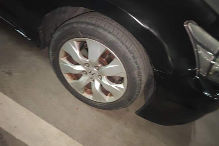 Used Honda Accord 2012 2.4L SE Right Front Wheel Hub
