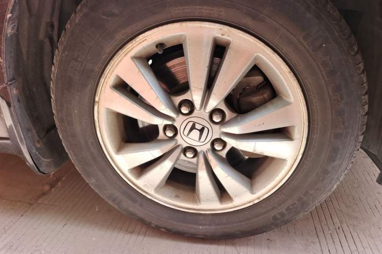 Used Honda Accord 2012 2.0L SE Right Front Wheel Hub