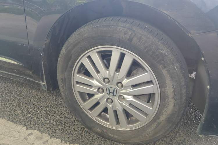 Used Honda Accord 2012 2.0L SE Right Front Wheel Hub
