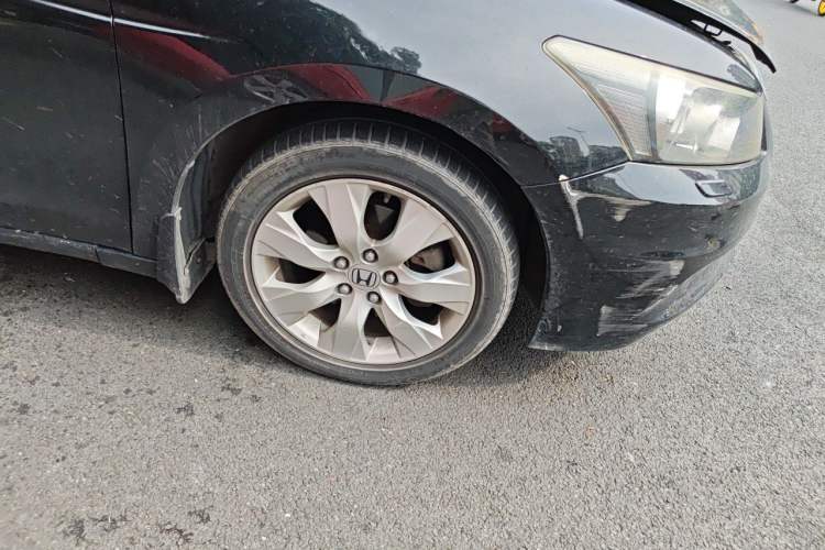 Used Honda Accord 2012 2.4L SE Right Front Wheel Hub