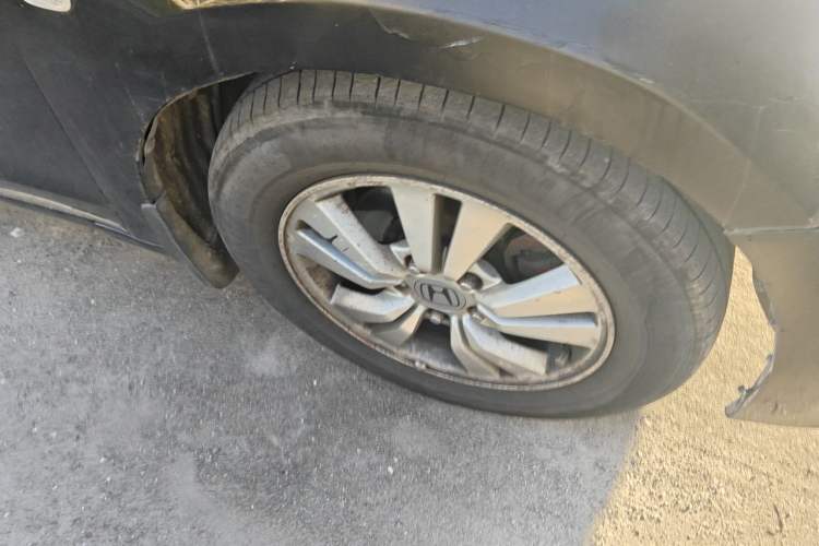 Used Honda Accord 2012 2.0L SE Right Front Wheel Hub