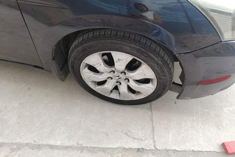 Used Honda Accord 2012 2.4L SE Right Front Wheel Hub