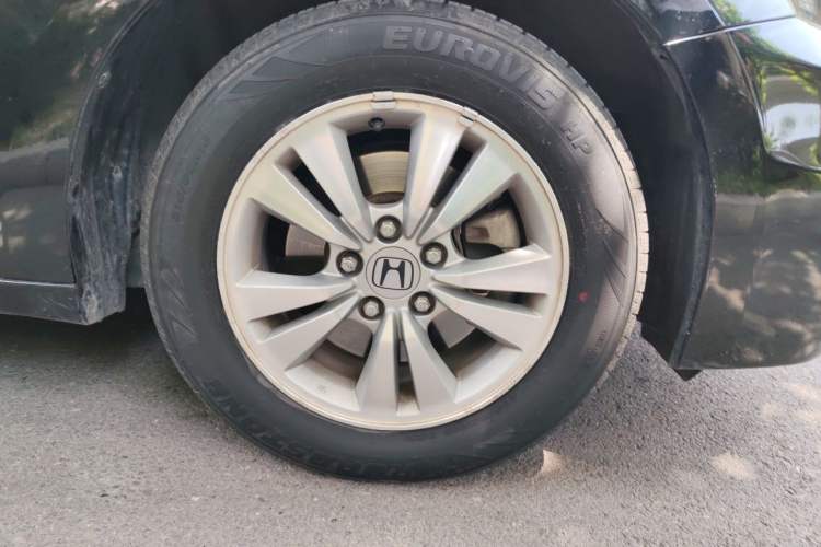 Used Honda Accord 2012 2.0L SE Right Front Wheel Hub