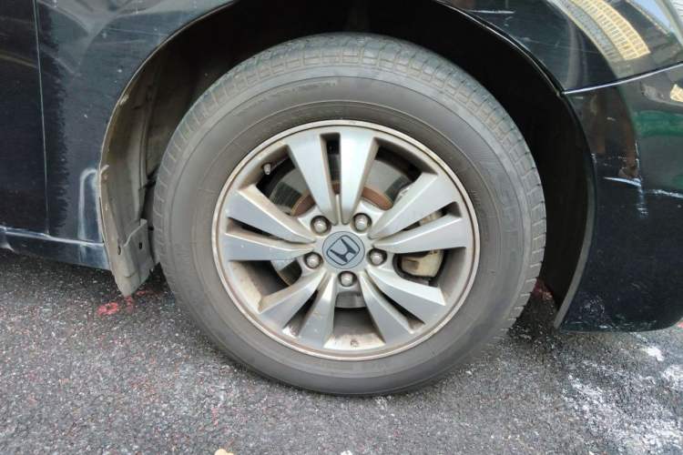 Used Honda Accord 2012 2.0L SE Right Front Wheel Hub
