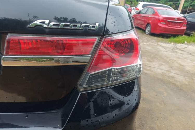 Used Honda Accord 2012 2.0L SE Right Rear Taillight