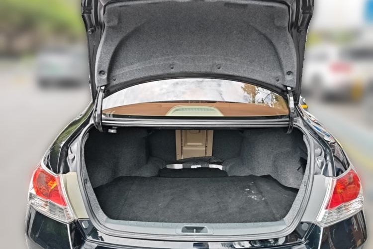 Used Honda Accord 2012 2.4L SE Trunk