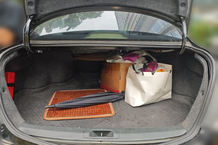 Used Honda Accord 2012 2.4L SE Trunk