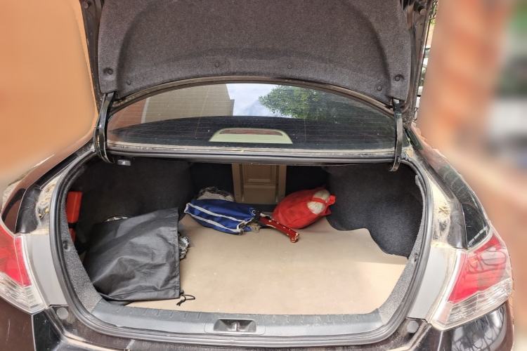 Used Honda Accord 2012 2.0L SE Trunk