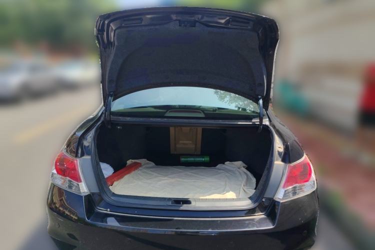 Used Honda Accord 2012 2.0L SE Trunk