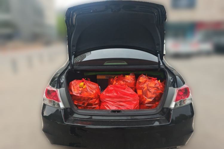 Used Honda Accord 2012 2.0L SE Trunk