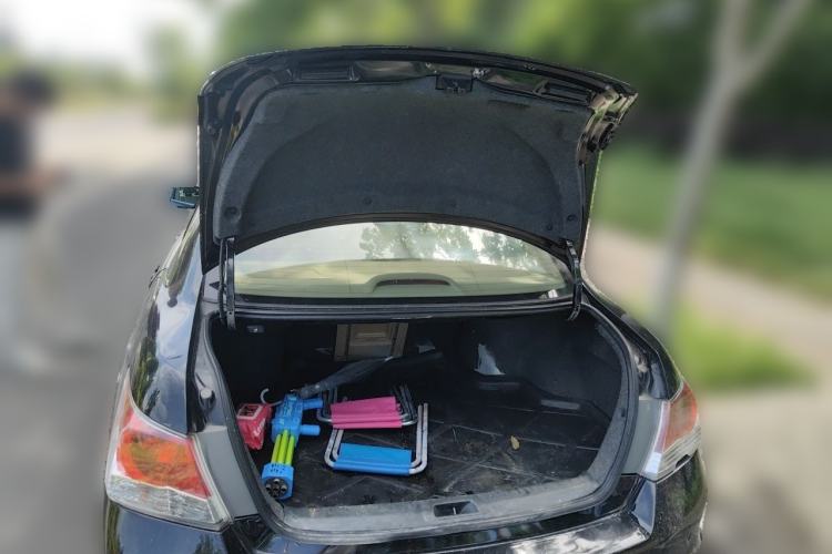 Used Honda Accord 2012 2.0L SE Trunk