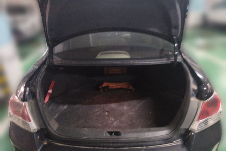 Used Honda Accord 2012 2.0L SE Trunk