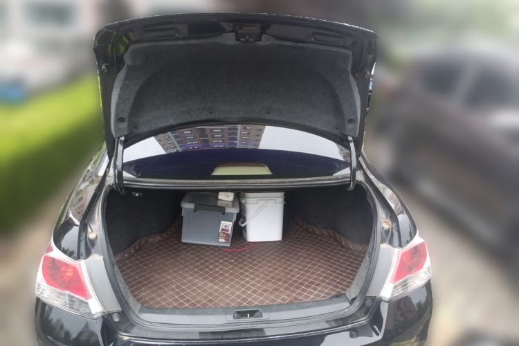 Used Honda Accord 2012 2.0L SE Trunk