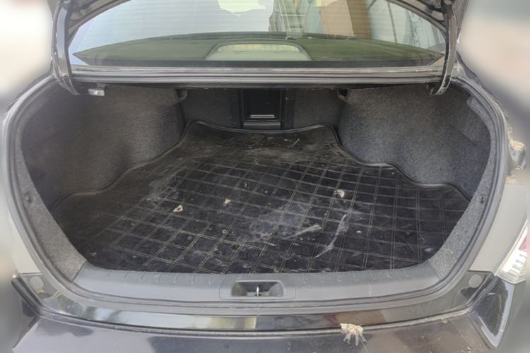 Used Honda Accord 2012 2.4L SE Trunk