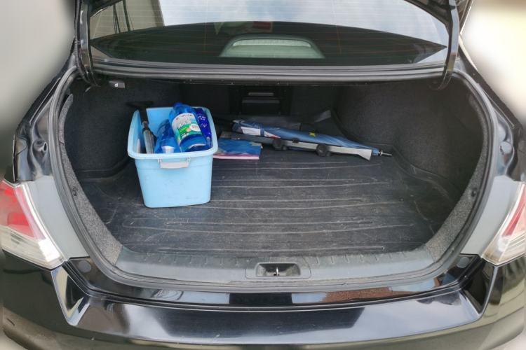 Used Honda Accord 2012 2.4L SE Trunk