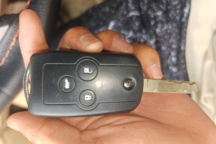 Used Honda Accord 2012 2.0L SE Vehicle Key