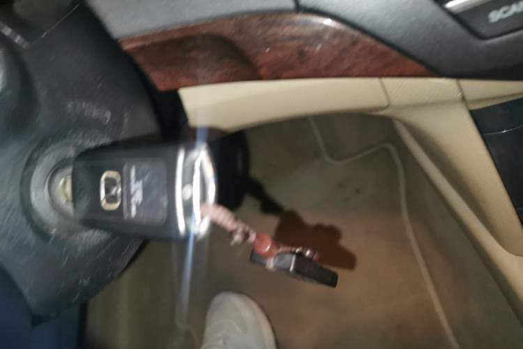 Used Honda Accord 2012 2.0L SE Vehicle Key