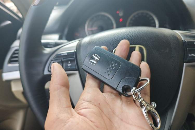 Used Honda Accord 2012 2.4L SE Vehicle Key