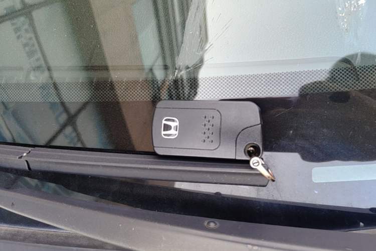 Used Honda Accord 2012 2.4L SE Vehicle Key