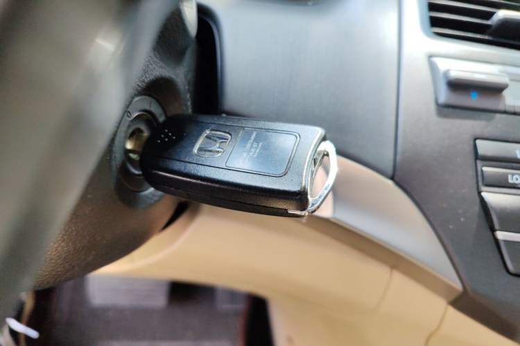 Used Honda Accord 2012 2.0L SE Vehicle Key