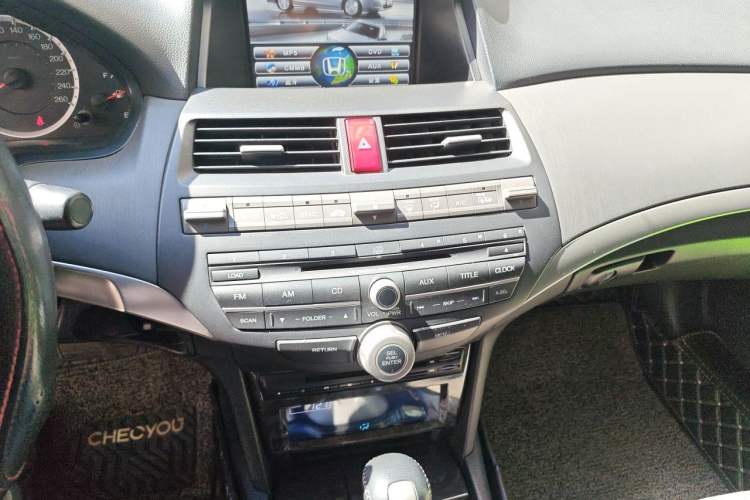 Used Honda Accord 2012 2.4L SE Audio And AC Panel