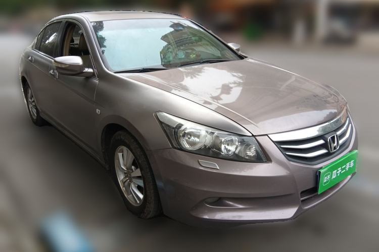 Used Honda Accord 2012 2.0L SE Front Right 45 Deg