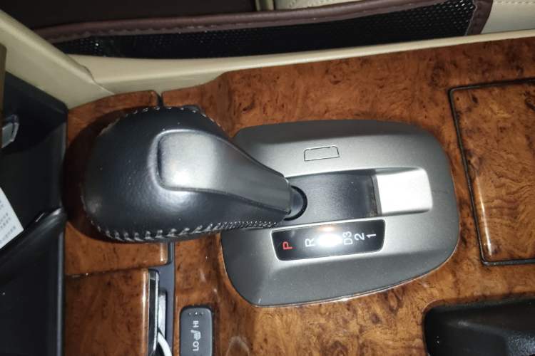 Used Honda Accord 2012 2.0L EX Navi Gear Lever