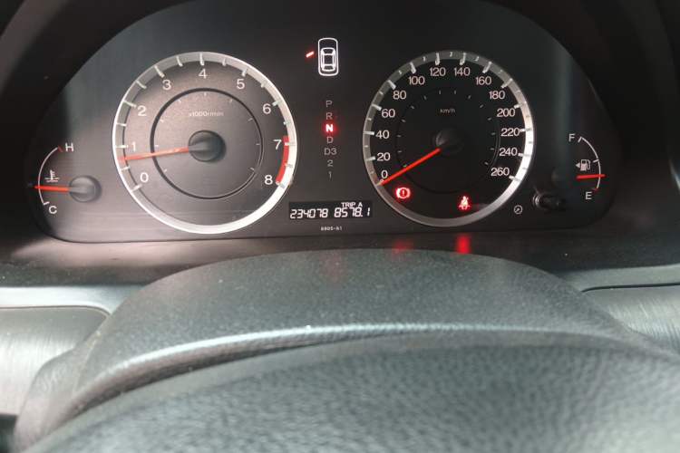 Used Honda Accord 2012 2.0L SE Odometer Close Up