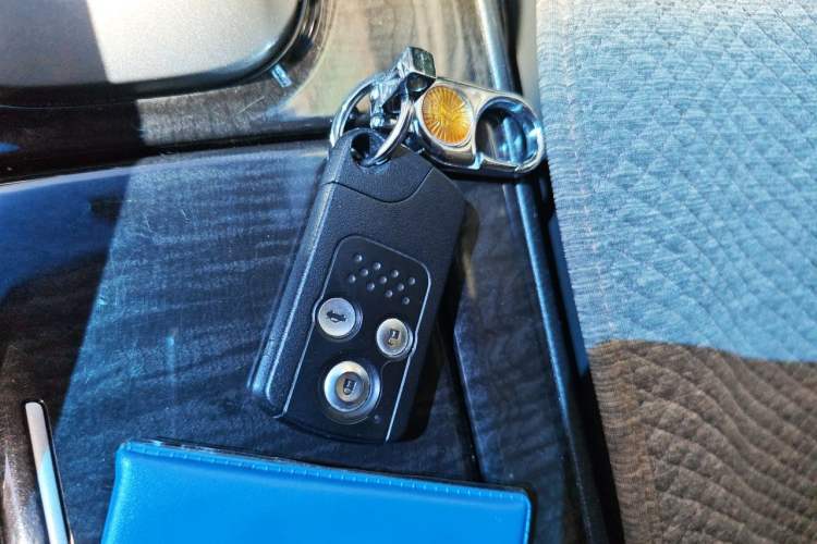 Used Honda Accord 2012 2.4L SE Vehicle Key