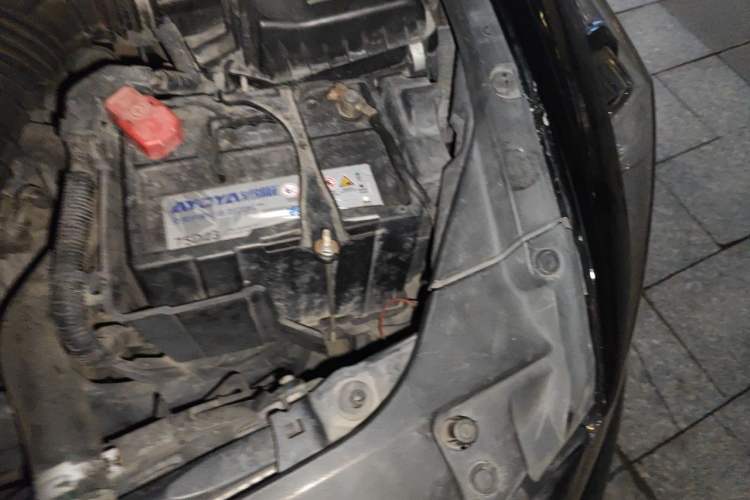 Used Honda Accord 2012 2.4L LX Engine Bay Left