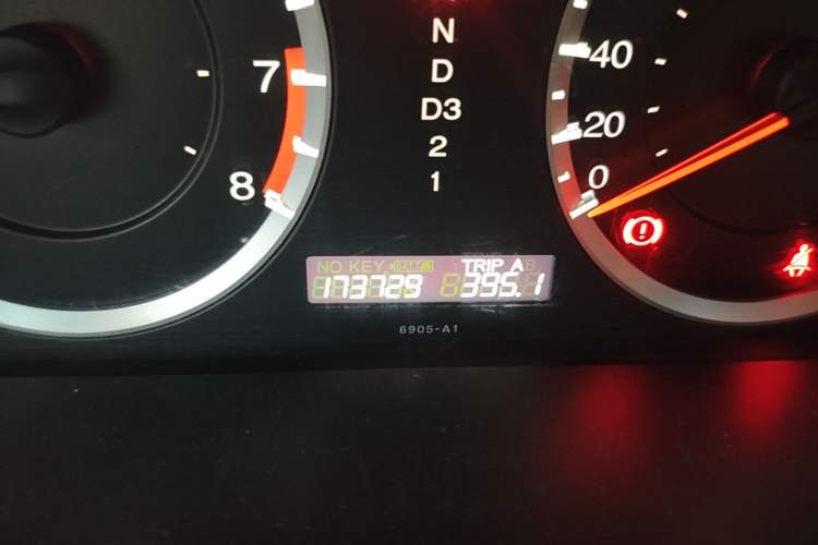 Used Honda Accord 2012 2.0L SE Odometer Close Up
