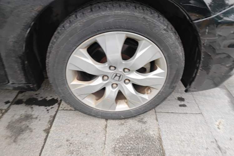 Used Honda Accord 2012 2.4L LX Right Front Wheel Hub