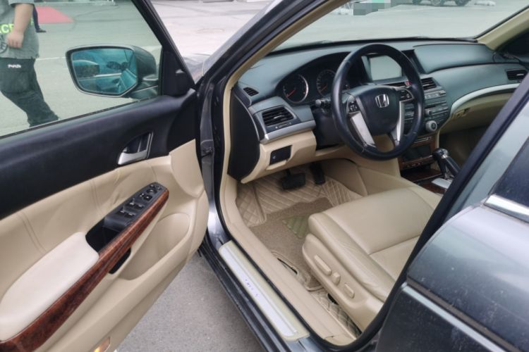 Used Honda Accord 2012 2.0L SE Driver Seat