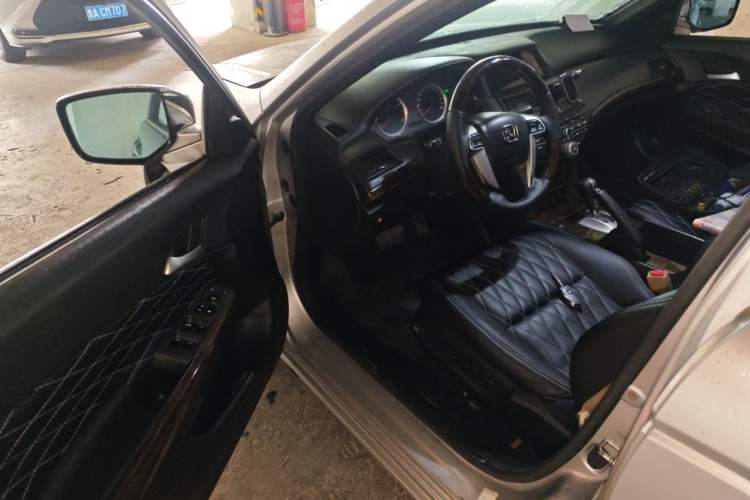 Used Honda Accord 2012 2.0L SE Driver Seat